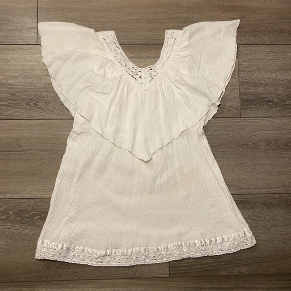 White flowy top - Picture 2 of 2